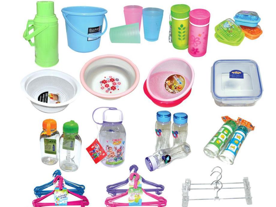 中班科学课件《塑料制品》PPT课件教案PPT课件.pptx_第3页