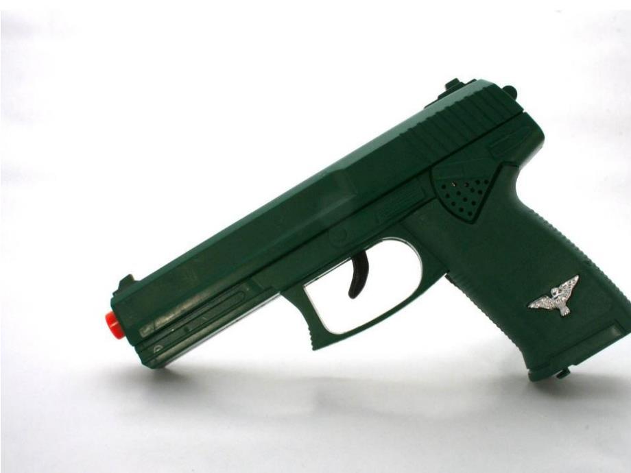 大班安全《安安全全玩玩具》PPT课件教案PPT课件.pptx_第3页