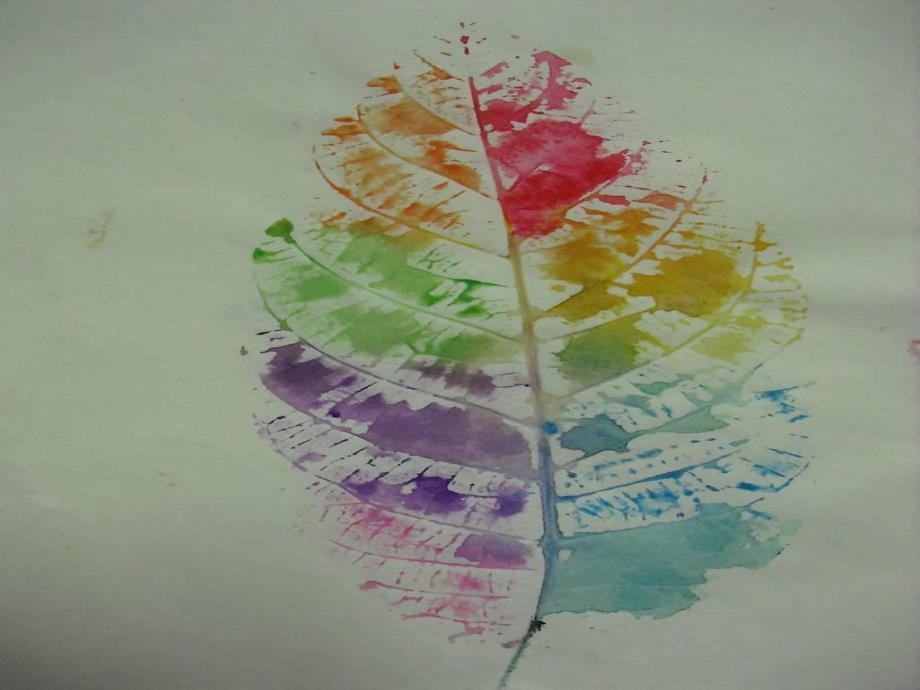 幼儿园树叶拓印画PPT课件教案图片幼儿园大班美术《树叶拓印画》.pptx_第2页