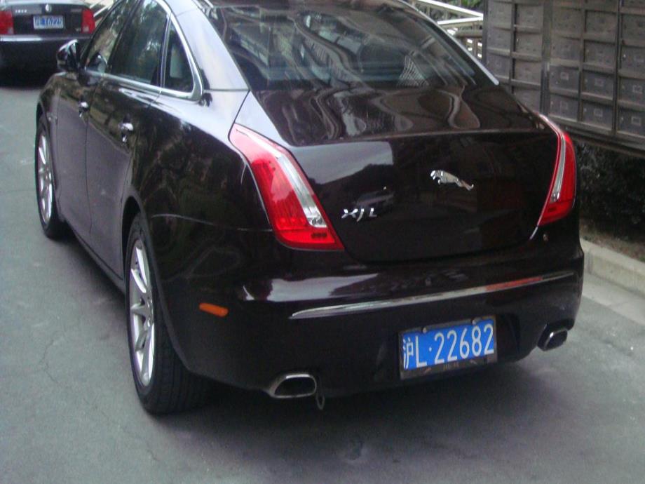 中班数学《马路边的数字》PPT课件教案马路边的数字.ppt_第2页