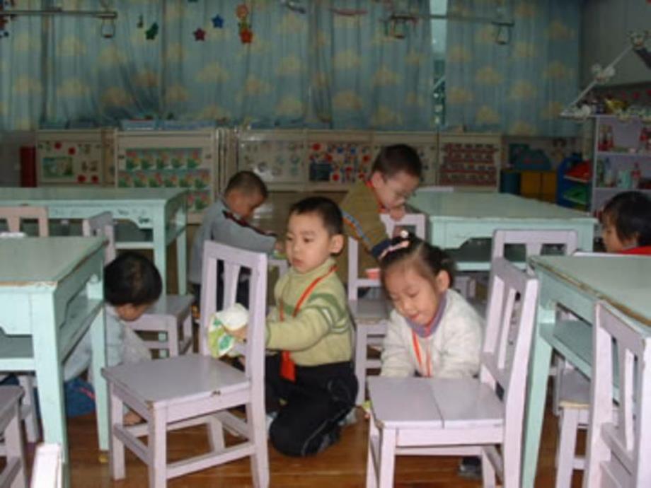 幼儿园值日生PPT课件教案大班语言活动：值日生.pptx_第3页