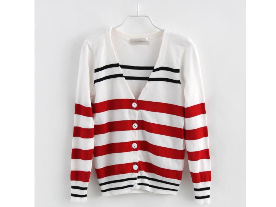 小班美术《漂亮的衣服》PPT课件教案小班：漂亮的衣服.ppt_第3页