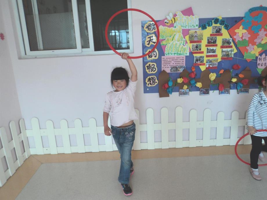 中班《运动小人》PPT课件教案中班幼儿学习故事：运动小人.ppt_第3页